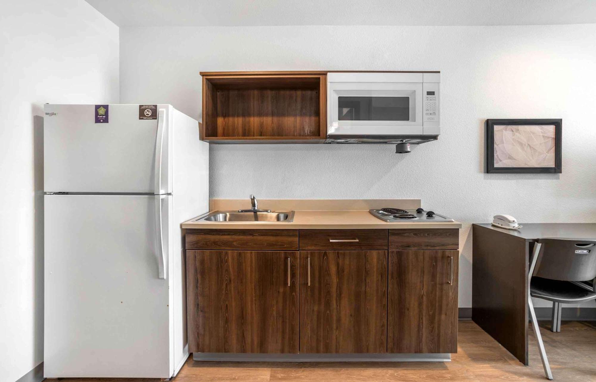 Extended Stay America Select Suites - Бомонт Экстерьер фото