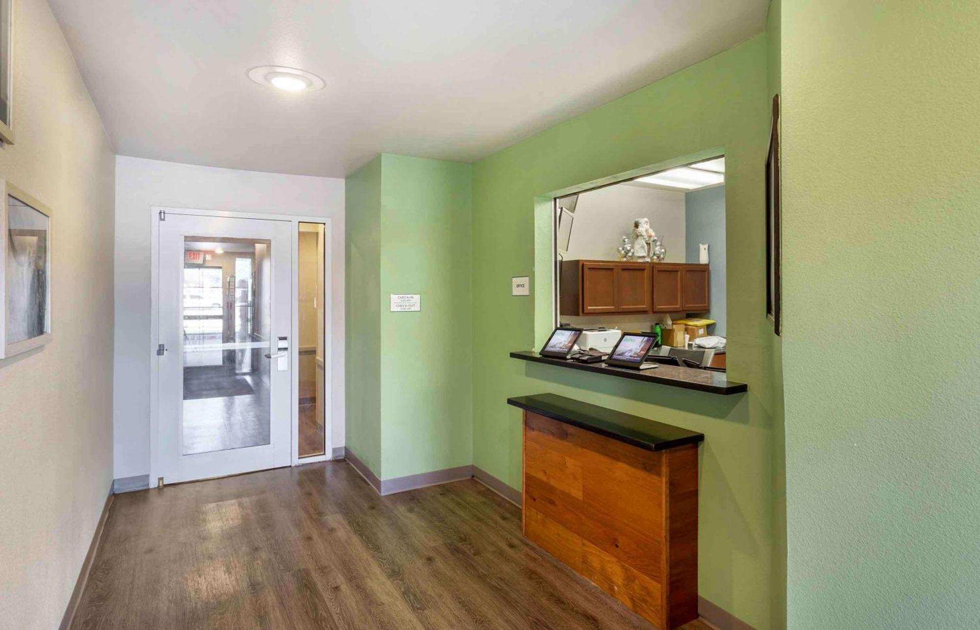 Extended Stay America Select Suites - Бомонт Экстерьер фото